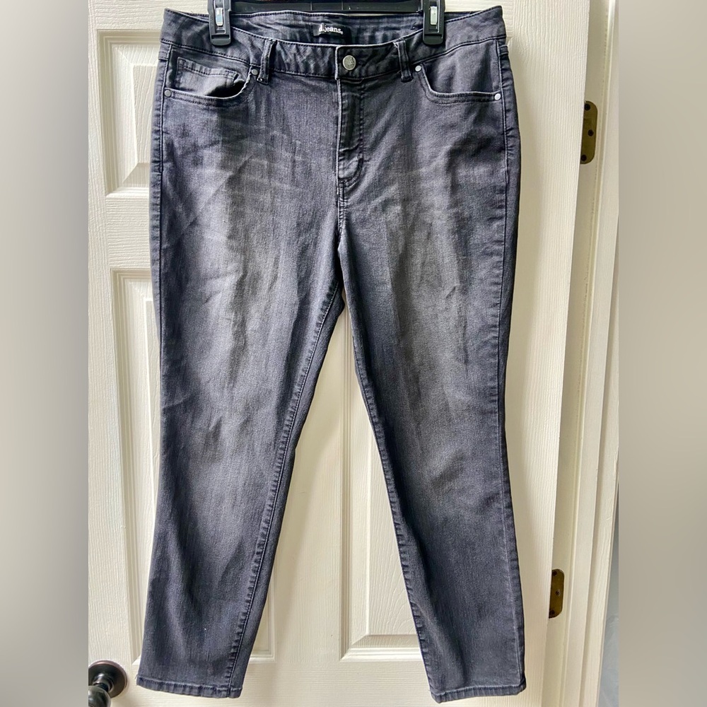 Women's Gray Jeans